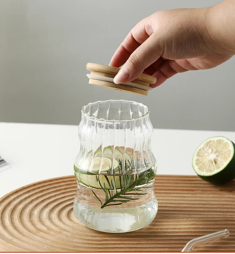 High Borosilicate Ins Style High Value Vertical Glass Water Cup with Bamboo Lid and Straw