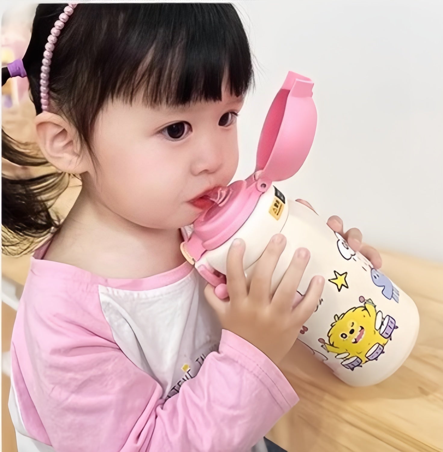 550ml Children's Stainless Steel Double Wall Vacuum Insulated Thermos Water Cup Cartoon Design Leak-Proof Cap 6-12 Hours Thermal
